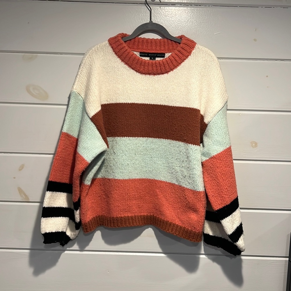 COPY - HYFVE - sweater
